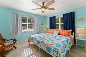10 min Lido Key Beach ~Coastal Cabana Hideout